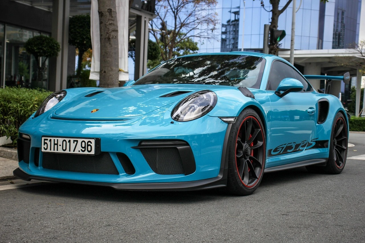 愛知・名古屋で車のメンテナンスを極める – 専門家による洗車とコーティングサービス